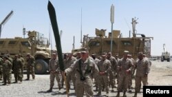 အာဖဂနစ္စတန် နိုင်ငံ Helmand ပြည်နယ် တောင်ပိုင်းမှာ အမေရိကန် မရိန်းတပ်ဖွဲ့က ပြန်လည် တပ်စခန်းချ ( ဧပြီ ၂၉-၂၀၁၇)
