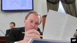 La confirmación por parte del Senado de Mulvaney como director de la Oficina de Administración y Presupuesto, puede calmar las preocupaciones entre los legisladores fiscalmente conservadores que cuestionan cómo el gobierno Trump manejará el presupuesto federal.