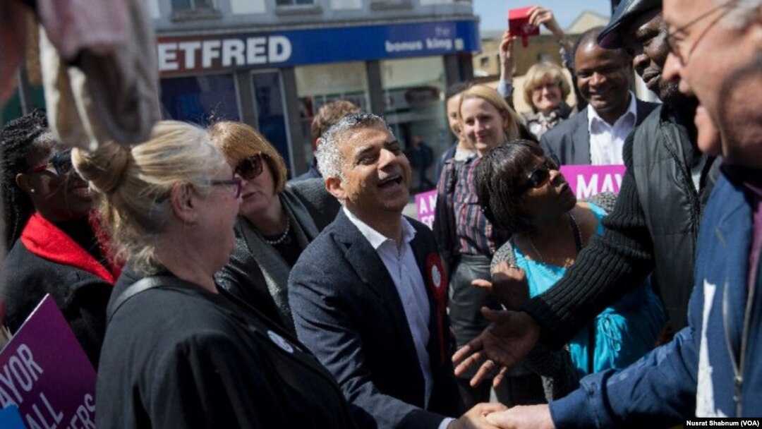 Walikota London, Sadiq Khan, menjadi orang Asia paling berpengaruh pada tahun 2016. (foto: Nusrat Shabnum/VOA)