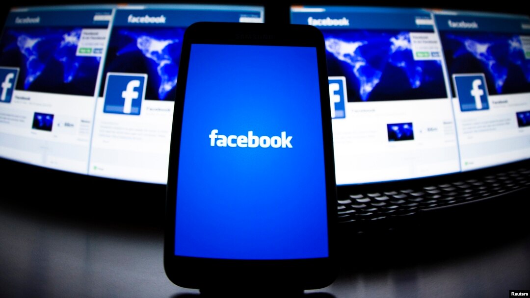 Facebook planea agregar aplicaciones al programa de Messenger que es usado por alrededor de 600 millones de personas.