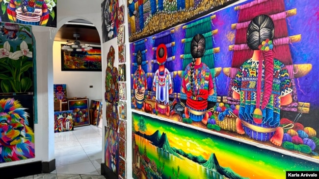 El arte indígena de San Juan La Laguna preserva la esencia de la cultura Tz'utujil. [Fotografía: Karla Arévalo / VOA]