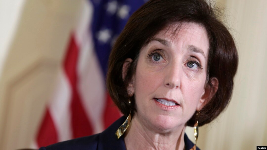 Asisten Menteri Luar Negeri Amerika untuk Urusan Belahan Barat, Roberta Jacobson dalam konferensi pers di Havana (23/1).