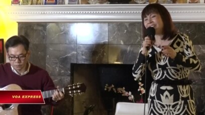 Thưởng thức âm nhạc dân tộc tại gia: Sinh hoạt văn hóa của người Việt hải ngoại
