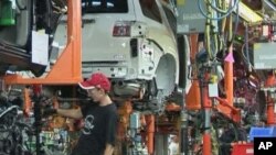 Scene inside US auto factory (file photo)