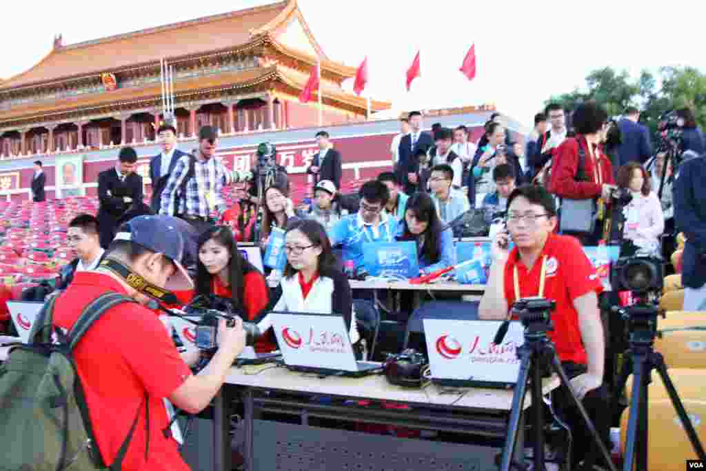 9月3日，北京举行盛大抗战阅兵（美国之音东方拍摄）