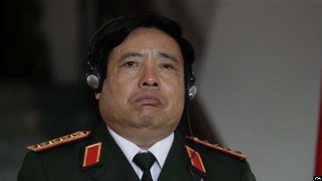 Menteri Pertahanan Vietnam Jenderal Phung Quang Thanh baru menyepakati peningkatan kerjasama militer dengan India.