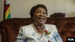 UNkosikazi Eunice Sandi Moyo.