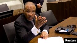 Charles Taylor lors de son procès devant le Tribunal spécial pour la Sierra Leone à Leidschendam, le 8 février 2011. 