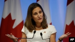 La ministra de Relaciones Exteriores de Canadá, Chrystia Freeland, dijo que su país está determinado a proteger los derechos humanos y combatir la corrupción en todo el mundo.