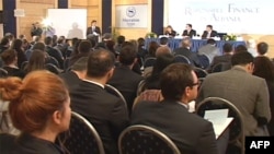 Shqipëri: Qeveria angazhohet të ulë borxhin publik