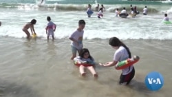 Israeli Volunteers Bring Palestinians for Their First Beach Experience