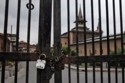 Jamia Masjid is locked during restrictions ahead of Eid-al-Adha after India scrapped the special constitutional status for Kashmir, in Srinagar, Aug. 11, 2019.