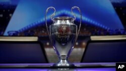 Le trophée de la Ligue des champions, à Monaco, le 24 août 2017.