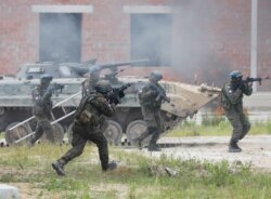 미국과 우크라이나, 폴란드, 리투아니아가 17일부터 30일까지 우크라이나 서부 르비브 야보리브 훈련장에서 '세 개의 검 2021(Three Swords 2021)' 군사훈련을 실시한다.