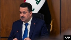 Irak Başbakanı El Sudani'nin makamından yapılan açıklamada saldırılar, "Irak'ın egemenliğine karşı yeni bir saldırı" olarak kınandı ve Bağdat hükümeti tarafından önceden Washington ile koordine edildiği iddiaları reddedilerek bu tür iddialar "yalan" olarak nitelendirildi.