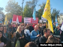 Protest prosvetnih radnika ispred Narodne skupštine Srbije, u Beogradu, 1. novembra 2024.