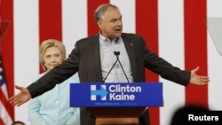 Tim Kaine a Lokacin Jawabinsa Na Amincewa Da Tayin Zama Abokin Takarar Hillary Clinton a Matsayin Mataimakin Shugaban Kasa, July 23, 2016.