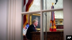 دونالد ترامپ، رئیس جمهوری ایالات متحده، در دفتر کار خود در کاخ سفید (عکس از آرشیو)