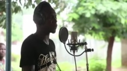 Le rap, instrument de réinsertion dans les prisons du Burkina Faso (vidéo)