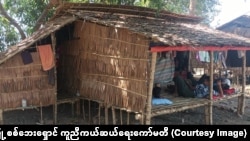 ရခိုင်ပြည်နယ်၊ ကျောက်ဖြူမြို့နယ်မှာ စစ်ကောင်စီနဲ့ အာရက္ခတပ်တော် AA အဖွဲ့ကြား တိုက်ပွဲတွေ ကြောင့် တိမ်းရှောင်ထွက်ပြေးနေရသူများ