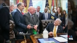 آمریکا از لنز دوربین 