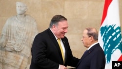 Menteri Luar Negeri AS Mike Pompeo bertemu Presiden Lebanon Michel Aoun di istana kepresidenan di Baabda, Lebanon, 22 Maret 2019.