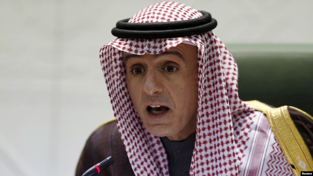 Menteri Luar Negeri Saudi Arabia, Adel al-Jubeir memberikan keterangan kepada media di Riyadh, Selasa (19/1).
