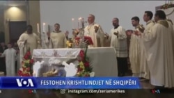 Festohen Krishtlindjet në Shqipëri 