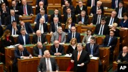 匈牙利总理欧尔班结束在议会的发言。(2024年2月26日)