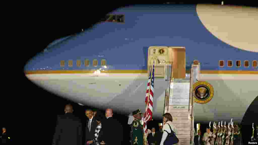 U.S. President Barack Obama arrives at Waterkloof Air Base in South Africa, June 28, 2013.