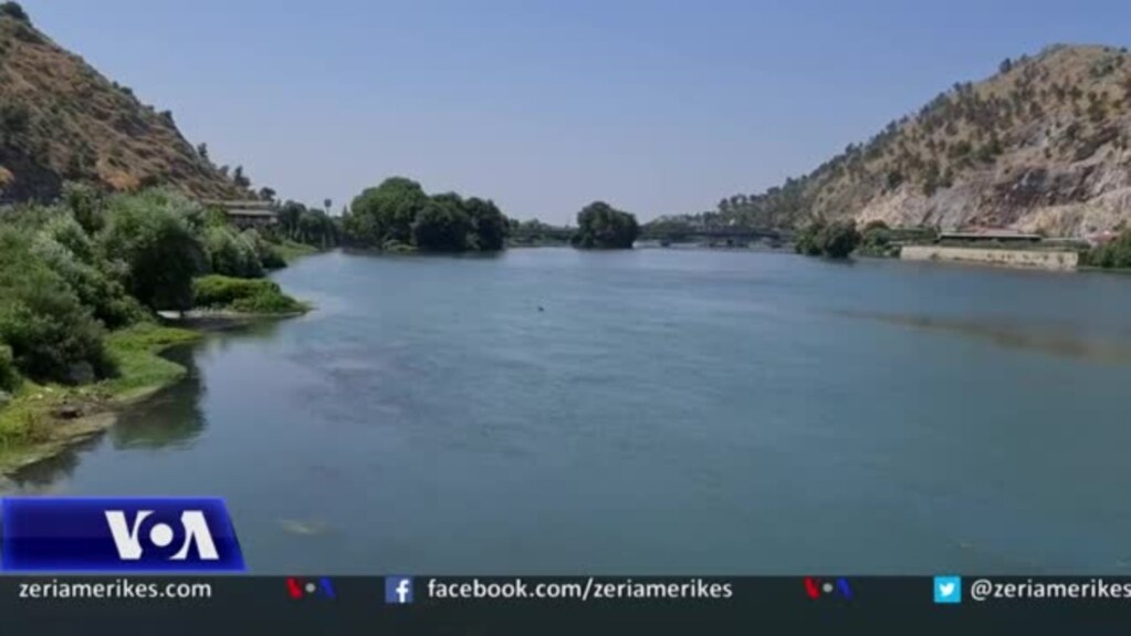 Ndotja e lumenjve nga mbeturinat dhe ujërat e zeza në Shkodër