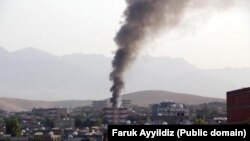 Dûyên stûr ji bajarê Sîlopî bilind dibin