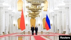 俄罗斯总统普京为到访的中国领导人习近平在克里姆林宫举行欢迎仪式。（2023年3月21日）
