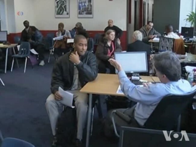 US Unemployment Falls to 7.3 Percent, But Hiring Pace Slows