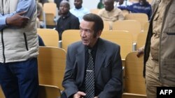 UMnu. Ian Khama ngesikhathi esemthethwandaba oweBroadhurst Magistrate court eGaborone, on Sept. 13, 2024. 