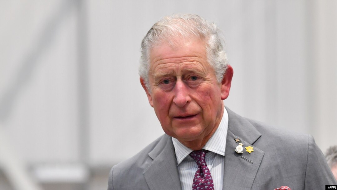 Pangeran Charles, pewaris takhta kerajaan Inggris, keluar dari pengisolasian diri selama tujuh hari setelah dinyatakan dalam kondisi kesehatan yang baik, Senin, 30 Maret 2020. (Foto: dok).