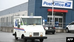 A U.S. Postal Service office near Los Angeles International Airport in Los Angeles, Feb. 5, 2025. U.S. President Donald Trump paused a repeal of duty-free treatment of low-cost packages from China on Friday, after the change sparked chaos for postal services and others.