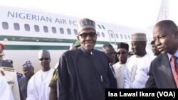 Lokacin da shugaban Najeriya Muhammadu Buhari ya sauka a Kaduna