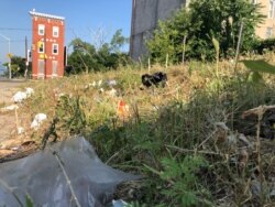 Baltimore has nearly 17,000 abandoned houses. President Donald Trump has referred to Baltimore as a “rat and rodent infested mess.” (VOA/C. Presutti)