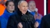 Tổng thống Nga phát biểu với đám đông ở Moscow, 18/3/2024.