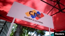 Fotografía de un punto de actualización y registro de votantes instalado por el Consejo Nacional Electoral venezolano en Caracas, el 19 de marzo de 2024.