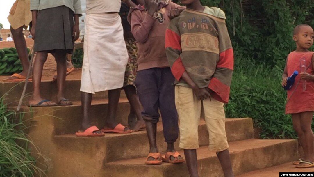 Bamwe mu bana bo mu Burundi