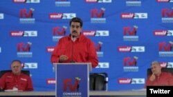 El presidente de Venezuela, Nicolás Maduro, habla al IV Congreso Nacional del Partido Socialista Unido de Venezuela(PSUV), el sábado 28 de julio de 2018, en Caracas. Foto: @NicolasMaduro.