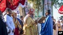 Bamwe mu Bakirusu n'indongozi z'ishengero ry'aba Orthodox