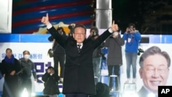 韩国总统大选执政党候选人李在明（美联社2022年3月8日）