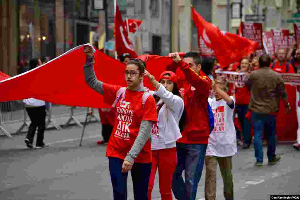 New York'ta Türk Günü Yürüyüşü (21 Mayıs 2016, Cumartesi)