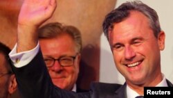 Presidential candidate Norbert Hofer of the Austrian Freedom Party (FPOe) waves to supporters after the Austrian presidential election in Vienna, Austria, May 22, 2016. 