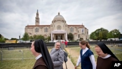 Basilica of the National Shrine of the Immaculate Conception, gereja Katolik terbesar di Washington. (Foto: dok.)