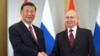 俄罗斯总统普京在上合组织成员国领导人峰会期间，在阿斯塔纳与中国国家主席习近平会面。（俄罗斯国家通讯社斯普特尼克）