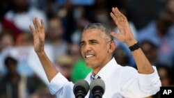 Le président Barack Obama bat campagne pour Hillary Clinton à Philadelphie, le 13 septembre 2016. 